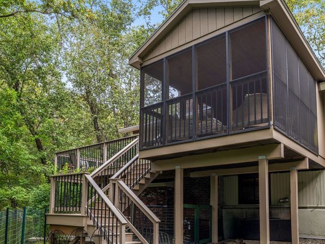 16 Hampshire Rd, Wayland, MA 01778