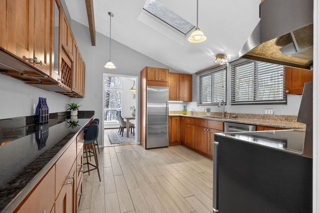 16 Hampshire Rd, Wayland, MA 01778