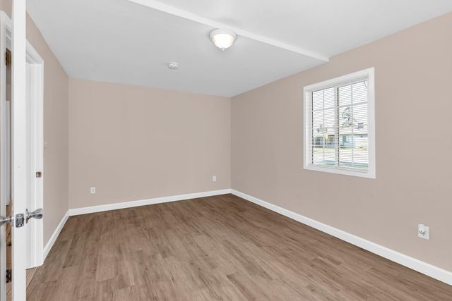 1013 E Garland, Fresno, CA 93704