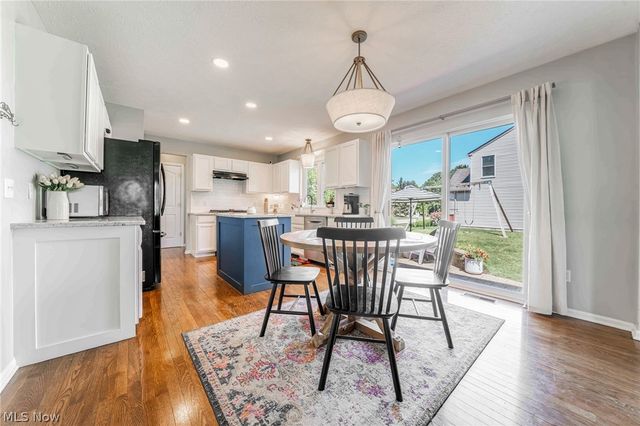 9049 Wynford Lane, Olmsted Twp, OH 44138