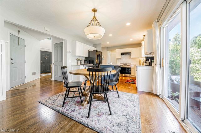 9049 Wynford Lane, Olmsted Twp, OH 44138