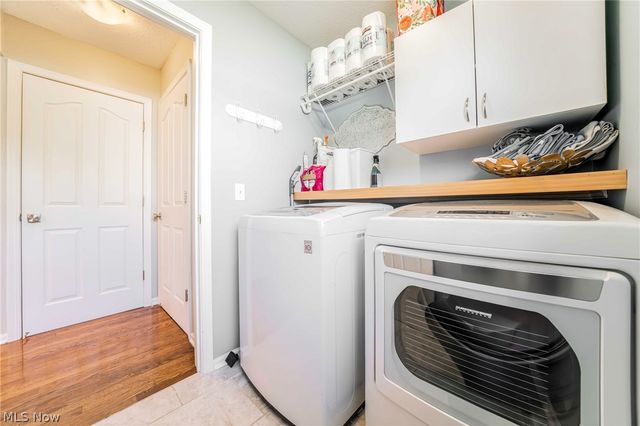 9049 Wynford Lane, Olmsted Twp, OH 44138