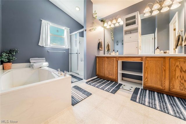9049 Wynford Lane, Olmsted Twp, OH 44138