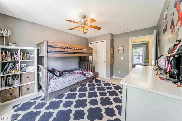 9049 Wynford Lane, Olmsted Twp, OH 44138