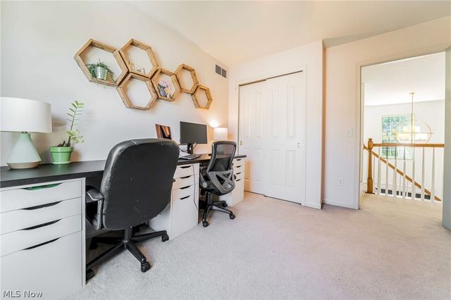 9049 Wynford Lane, Olmsted Twp, OH 44138