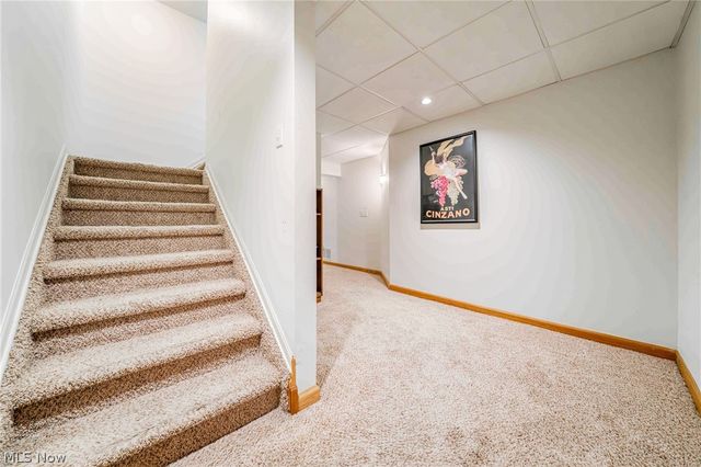 9049 Wynford Lane, Olmsted Twp, OH 44138