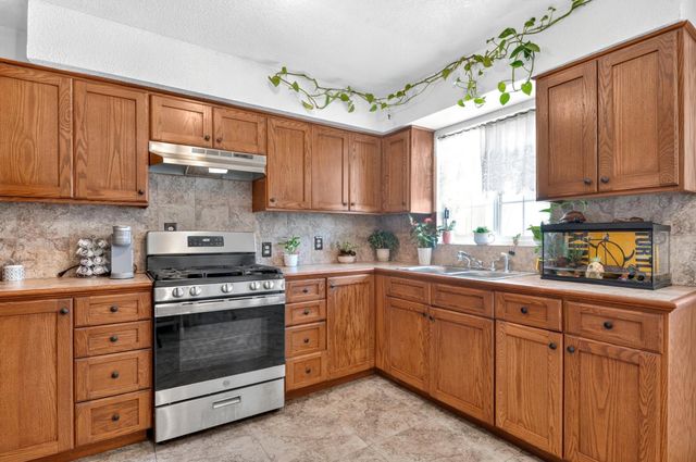 3870 N Hulbert Avenue, Fresno, CA 93705