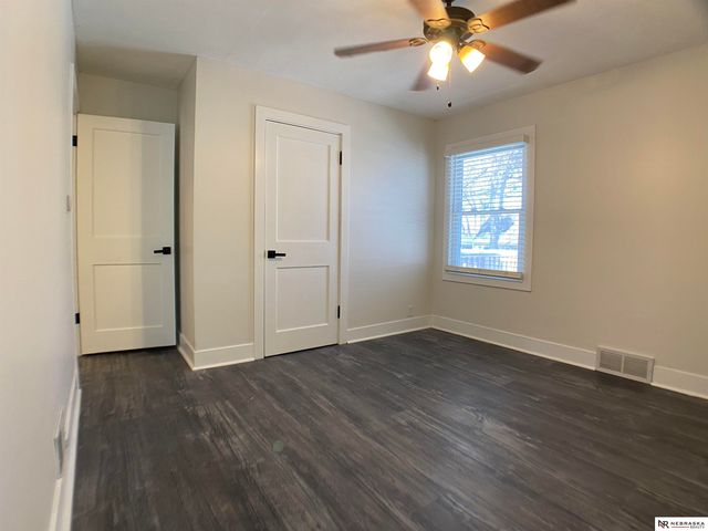 2211 S 37th Street, Lincoln, NE 68506