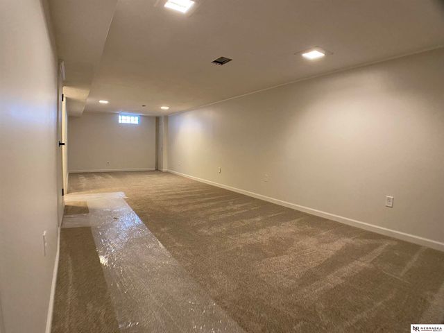 2211 S 37th Street, Lincoln, NE 68506