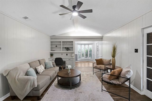 631 E Cherry Street, Duncanville, TX 75116