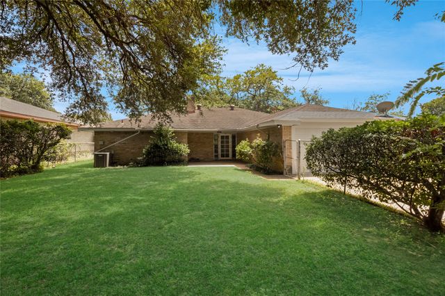 631 E Cherry Street, Duncanville, TX 75116