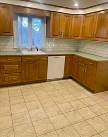 50 Sassamon Ave, Milton, MA 02186