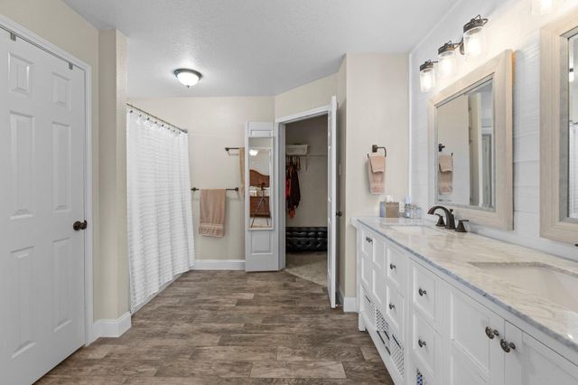 113 Scenic DR, Horseshoe Bay, TX 78657