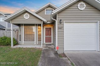 2467 TOWNSQUARE Drive, Jacksonville, FL 32216