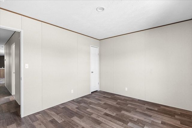 206 SE CR 3048A, Corsicana, TX 75109