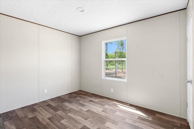 206 SE CR 3048A, Corsicana, TX 75109