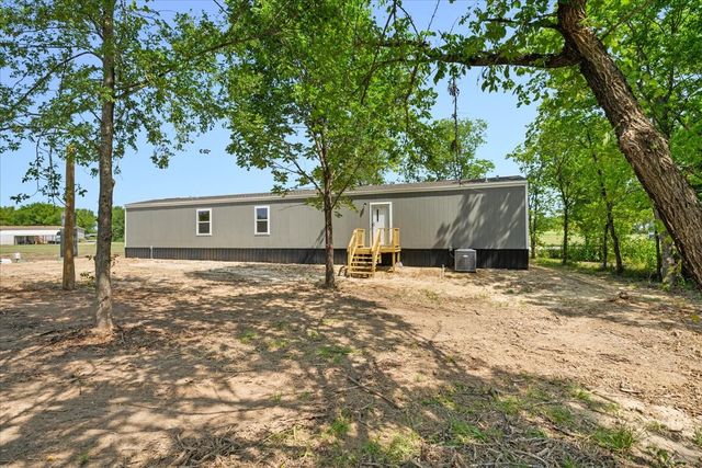 206 SE CR 3048A, Corsicana, TX 75109