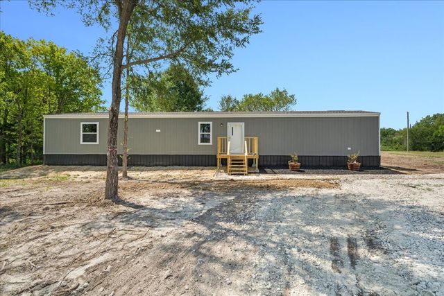 206 SE CR 3048A, Corsicana, TX 75109