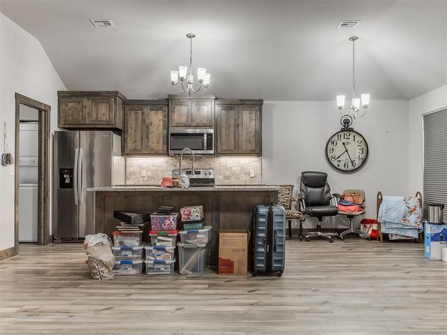 210 S 7th Street, Noble, OK 73068