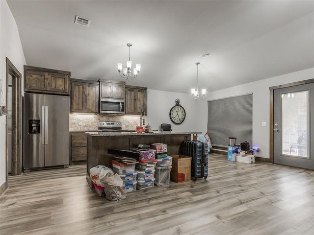 210 S 7th Street, Noble, OK 73068