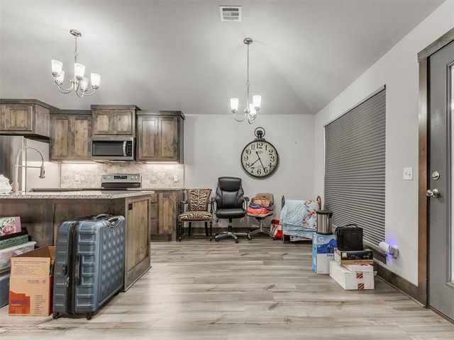 210 S 7th Street, Noble, OK 73068