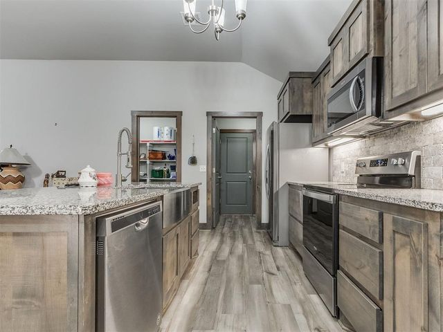 210 S 7th Street, Noble, OK 73068