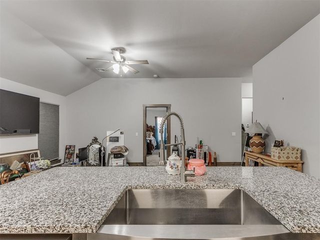 210 S 7th Street, Noble, OK 73068