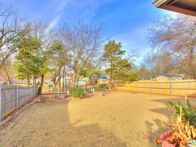 210 S 7th Street, Noble, OK 73068