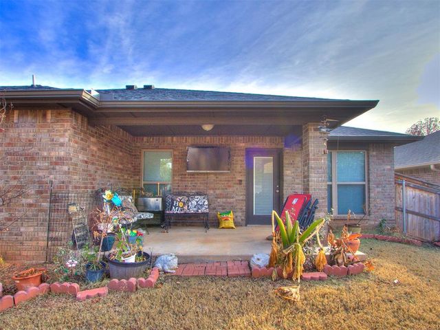210 S 7th Street, Noble, OK 73068
