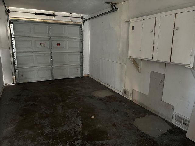 6022 Bellfort Street, Houston, TX 77033