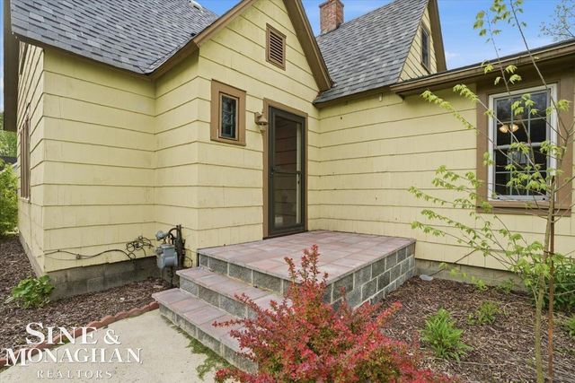 4055 Elaine Avenue, Port Huron Twp, MI 48060