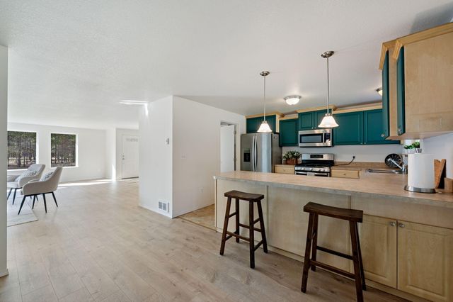 16549 Wayne Drive, La Pine, OR 97739