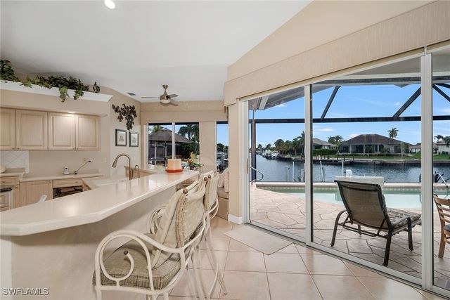 21 Hickory CT, Marco Island, FL 34145