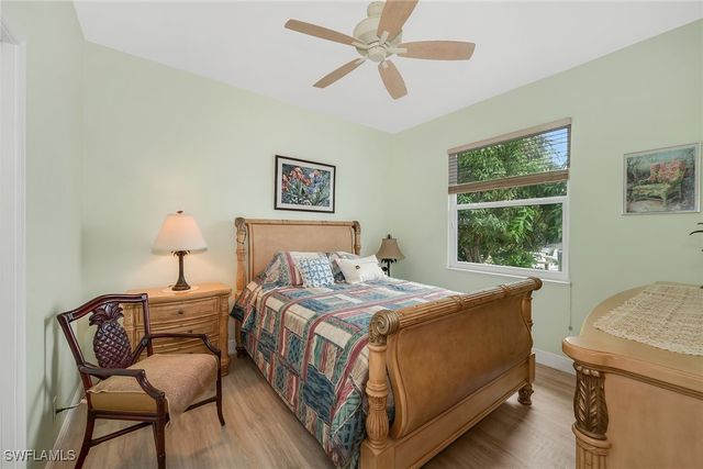 21 Hickory CT, Marco Island, FL 34145