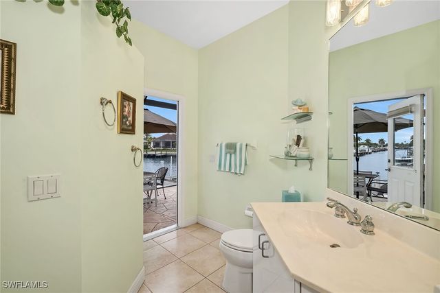 21 Hickory CT, Marco Island, FL 34145