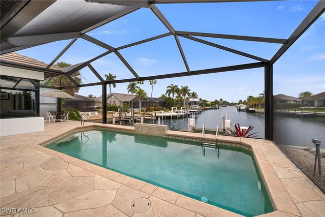 21 Hickory CT, Marco Island, FL 34145