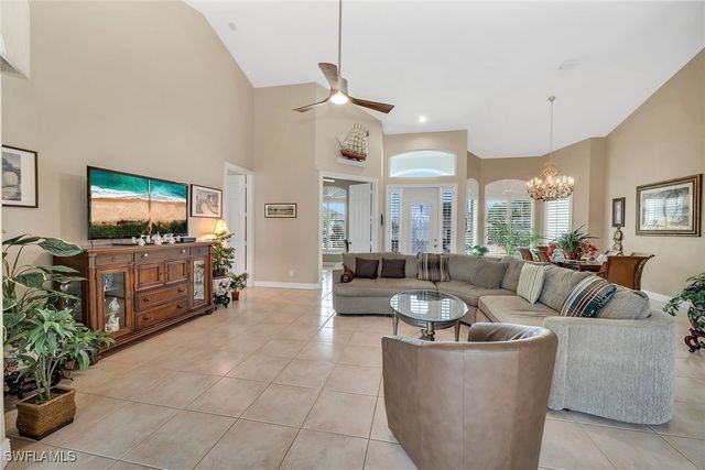 21 Hickory CT, Marco Island, FL 34145