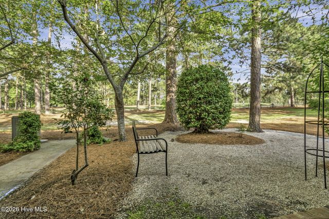 317 Driftwood Circle B, Southern Pines, NC 28387
