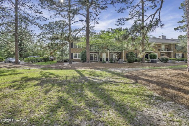 317 Driftwood Circle B, Southern Pines, NC 28387