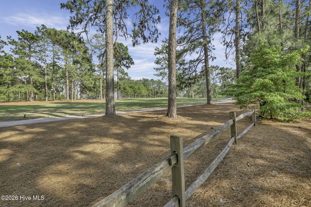 317 Driftwood Circle B, Southern Pines, NC 28387