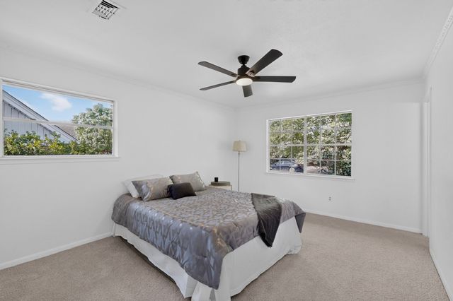 5451 Lubbock Avenue, Fort Worth, TX 76133