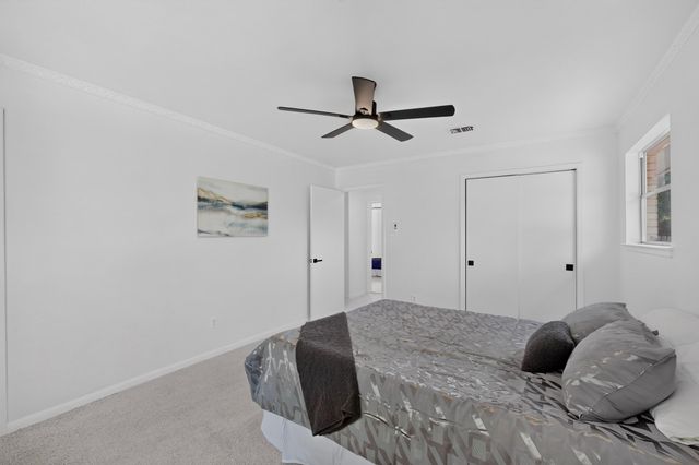 5451 Lubbock Avenue, Fort Worth, TX 76133