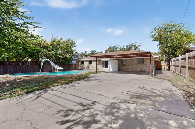 5451 Lubbock Avenue, Fort Worth, TX 76133