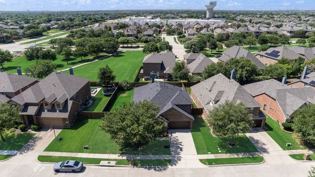 10013 Waterstone Way, Mckinney, TX 75072