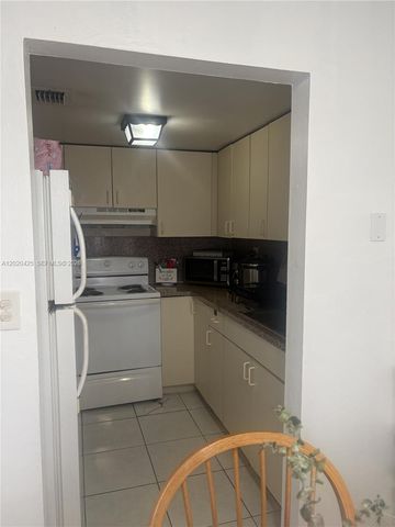 6620 W 2nd Court 403, Hialeah, FL 33012