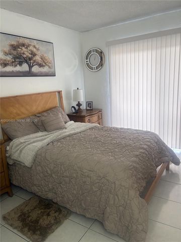 6620 W 2nd Court 403, Hialeah, FL 33012