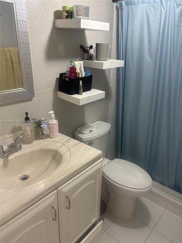 6620 W 2nd Court 403, Hialeah, FL 33012