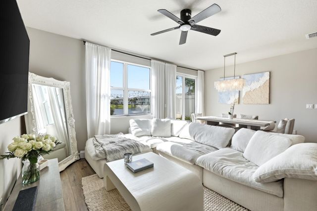 5650 Enclave Drive, Mangonia Park, FL 33407