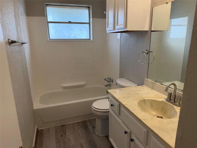 3320 Burke Road 54, Pasadena, TX 77504