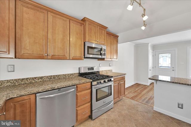 4340 WINFIELD TER, Easton, PA 18045